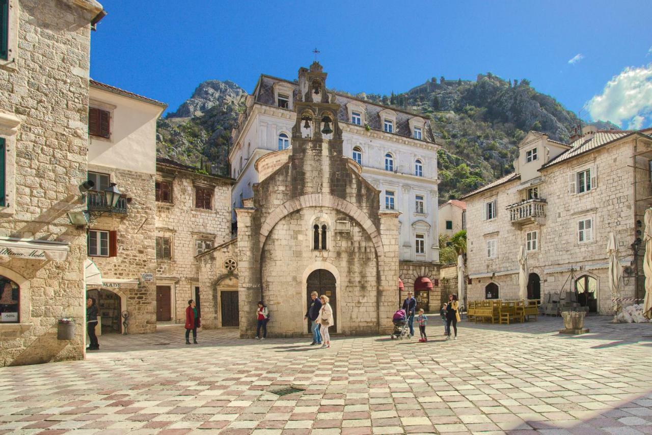 Apartment Old Town Finest Kotor Bagian luar foto