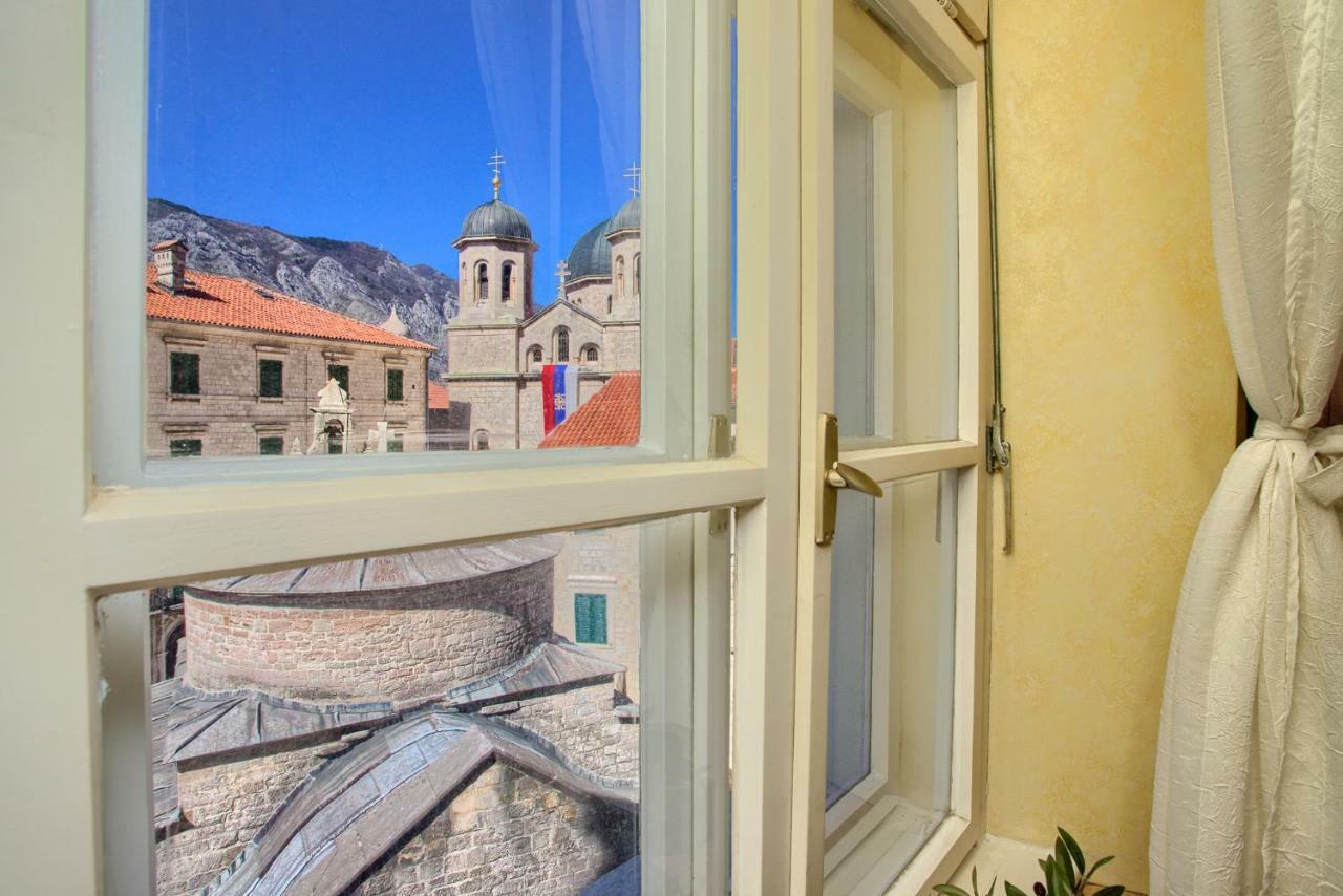 Apartment Old Town Finest Kotor Bagian luar foto